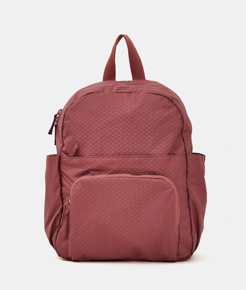 תיק גב Mandarina Duck Revival 2.0 OXT08 בצבע אדום | P10OXT08645 | תמונה 1