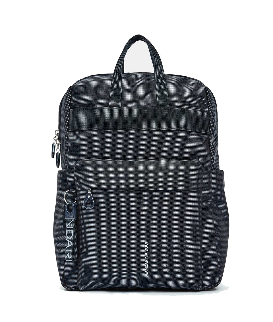 תיק גב Mandarina Duck MD20 QMT17 בצבע Scarab | P10QMT17A46 | תמונה 1