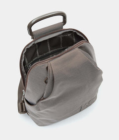 תיק גב Mandarina Duck MD20 QMT39 בצבע טאופ | P10QMT3909K | תמונה 4
