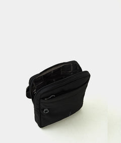 תיק צד Mandarina Duck MD20 QMT69 בצבע שחור | P10QMT69651 | תמונה 4