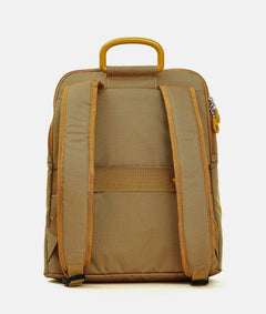 תיק גב Mandarina Duck MD20 QMT71 בצבע ענבר | P10QMT71B06 | תמונה 3
